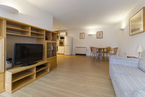 Living/dining- click for photo gallery